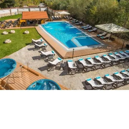 Apartament Dark Lux